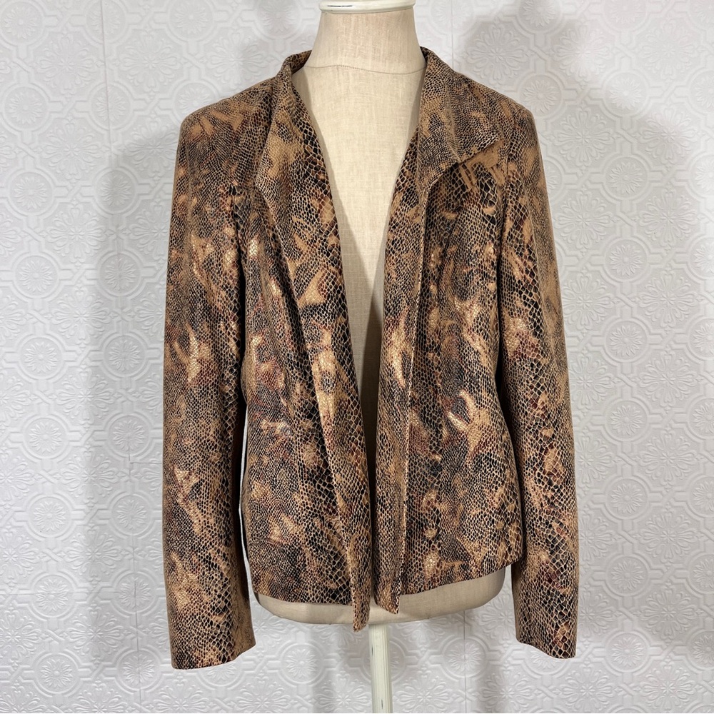 Snake print open Blazer jacket by investment petites 100% polyester 
▪️Size 12 p
